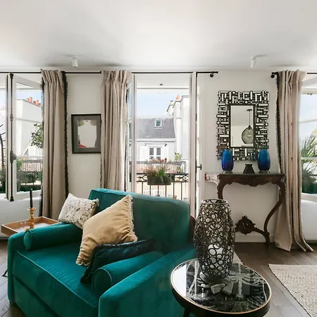 Appartement Rue Barbet De Jouy *