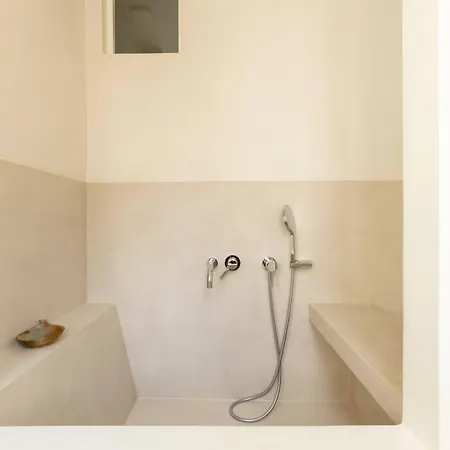 Apartment Rue Barbet De Jouy Paris